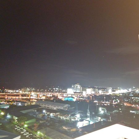 Bloom Residences Condo 2Br Manila Bagian luar foto