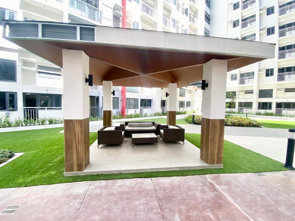 Bloom Residences Condo 2Br Manila Bagian luar foto