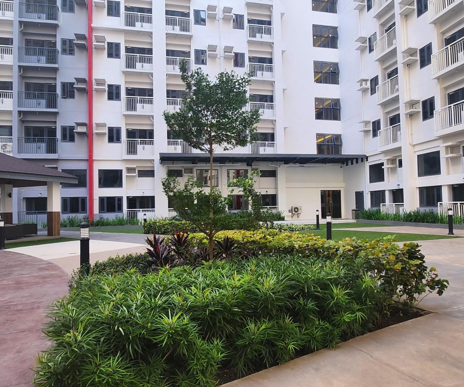 Bloom Residences Condo 2Br Manila Bagian luar foto